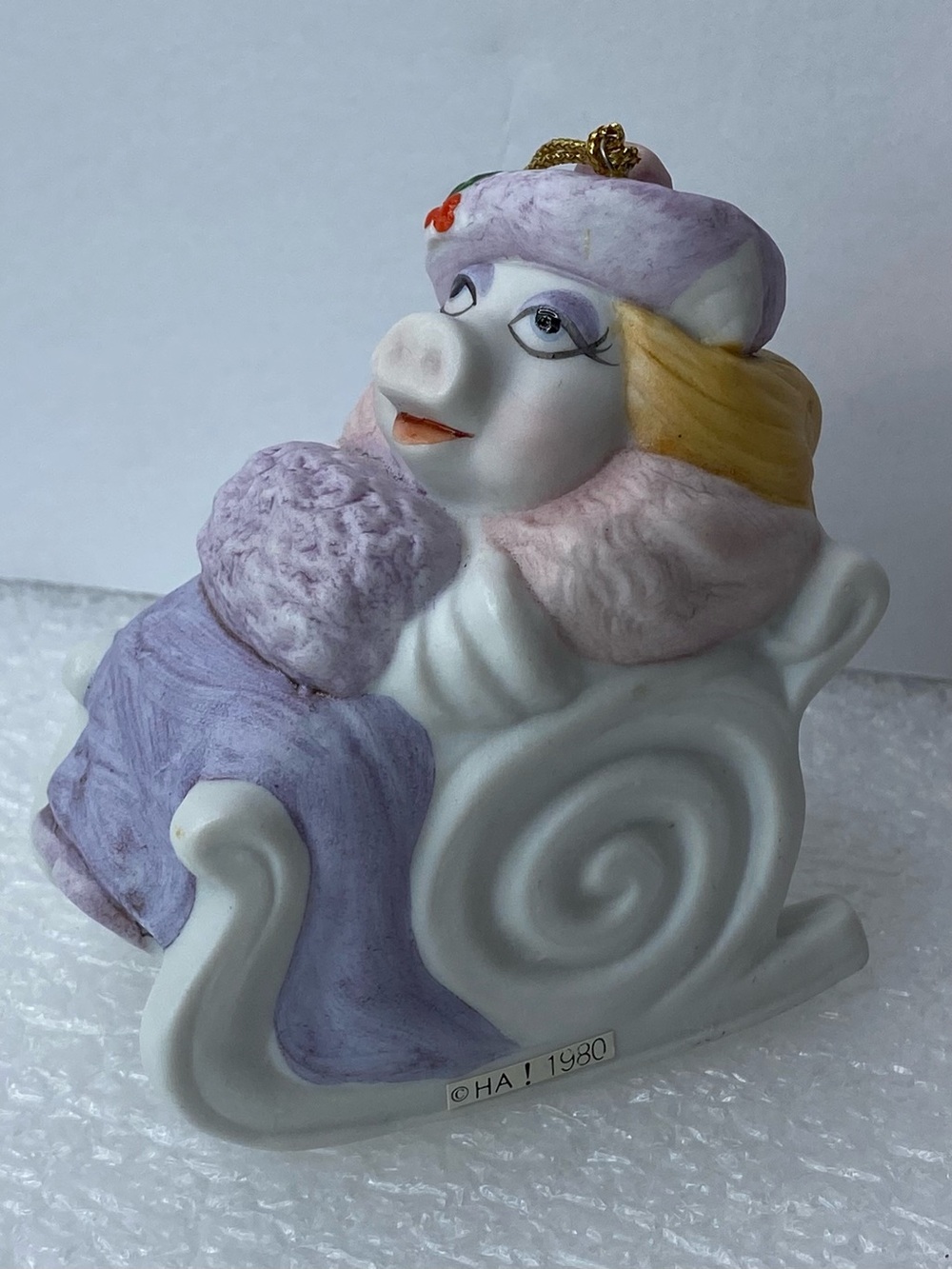 Vintage 1980 Ceramic Muppets Miss Piggy in Sleigh Christmas Figurine Ornament